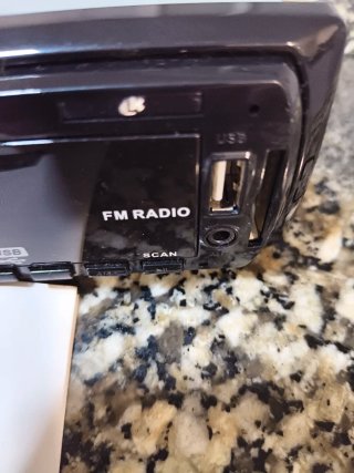 Radio de coche para pendrive. Lk