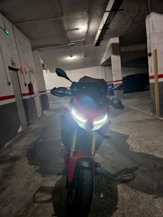BMW F900XR 2021 full 105cv todos los extras