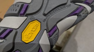 Zapatillas Merrell Mujer Gris/Morado