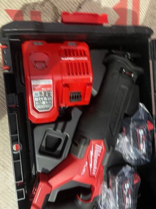 Sierra sable M18 FSZ Milwaukee