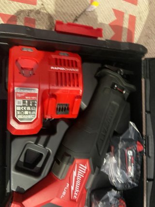 Sierra sable M18 FSZ Milwaukee