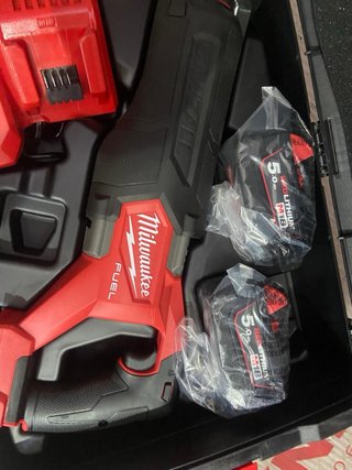 Sierra sable M18 FSZ Milwaukee