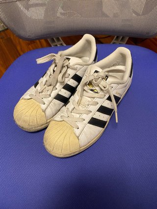 Adidas Superstar Blancas Talla 38 Notable desgaste