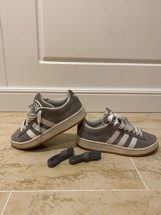 Zapatillas Adidas Campus 00s Grises