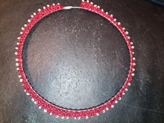 Collar hecho a mano
