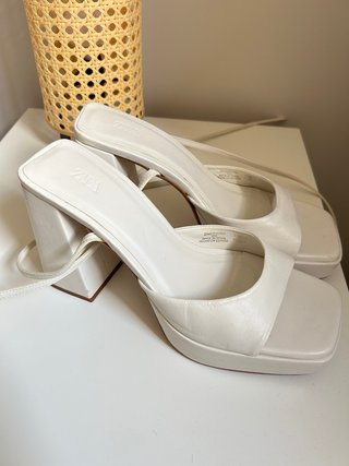 Sandalias Zara Piel Blancas Talla 39
