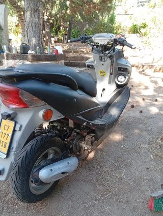 Kymco Betwin 50 Etiqueta Negra