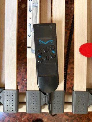 Cama articulada para enfermos