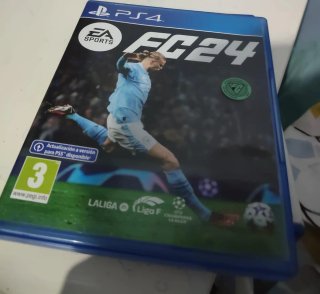 Consola PlayStation 4 Negra + 5 Juegos + Mando