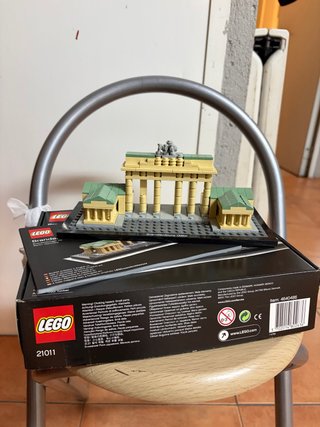 LEGO Puerta de Brandenburgo 21011