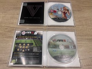 Pacchetto Videogiochi PS3: GTA V, FIFA 15, Hitman, MGS4