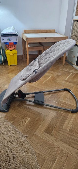 Hamaca Babybjörn gris (No negociable)