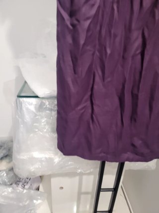Vestido morado con volantes