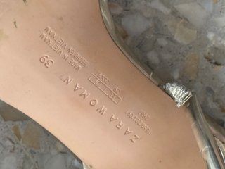 Tacones Zara Dorados 39