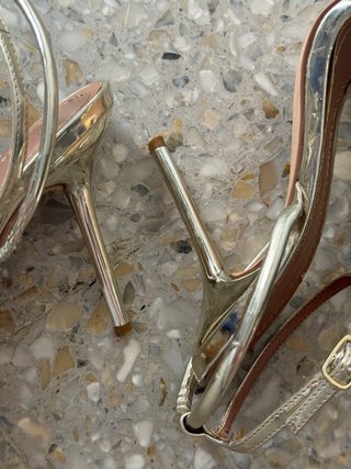 Tacones Zara Dorados 39