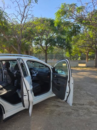Ford titanium 2011