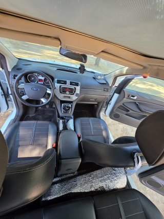 Ford titanium 2011