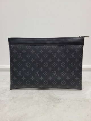Bolso Louis Vuitton Pochette Discovery Negro/Gris