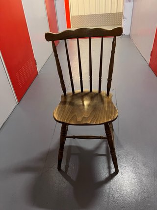 Silla inglesa madera miel barnizada