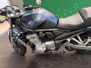 Suzuki Bandit 650 2007 Azul/Plata