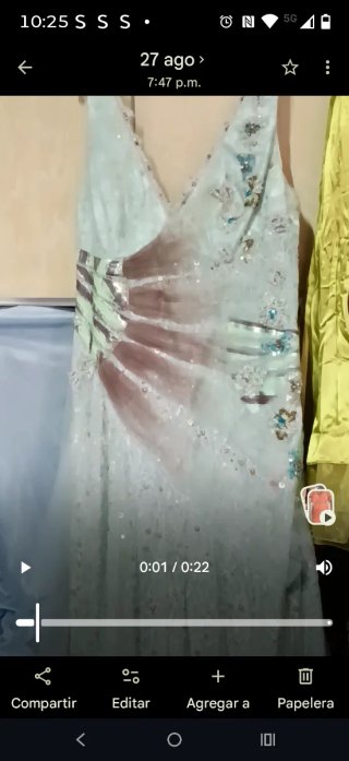 Vestidos de fiesta beige y rosa
