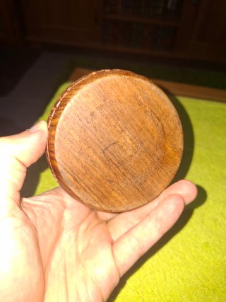 Joyero Cajita de madera tallada a mano