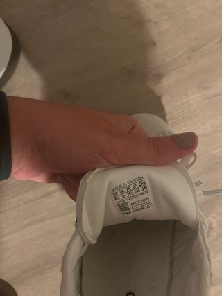 Zapatillas Adidas Samba Beige y Blancas