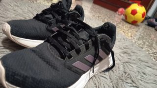 Zapatillas Adidas Negras y Moradas