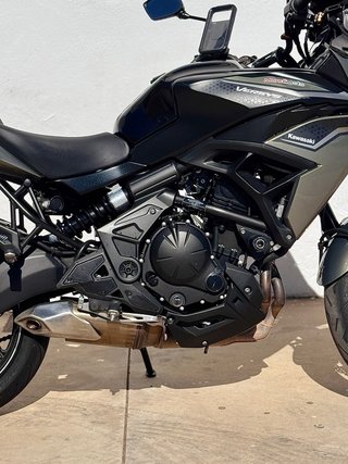 Kawasaki Versys 650 2023 - 24.800 km