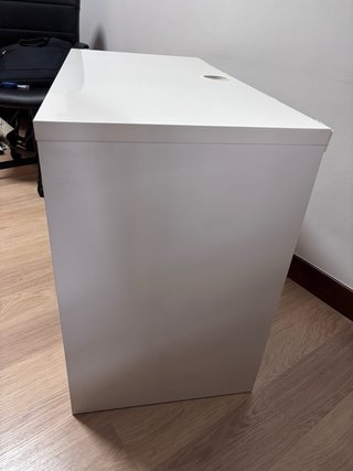 Escritorio MICKE Ikea 150x105 Blanca y Madera