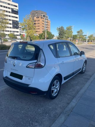 Renault Scenic 2012