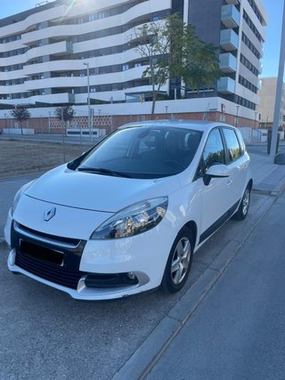 Renault Scenic 2012