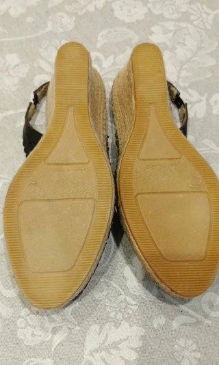 Sandalias cuña Rau Fiss negras