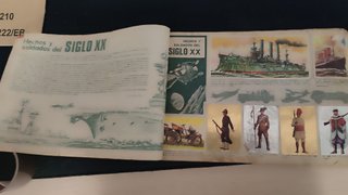 Álbum de Cromos Hechos y Soldados del Siglo XX