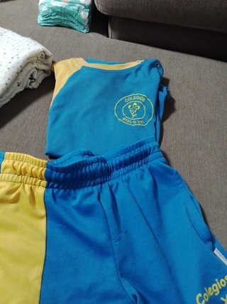 Uniforme colegio marni siglo XXI