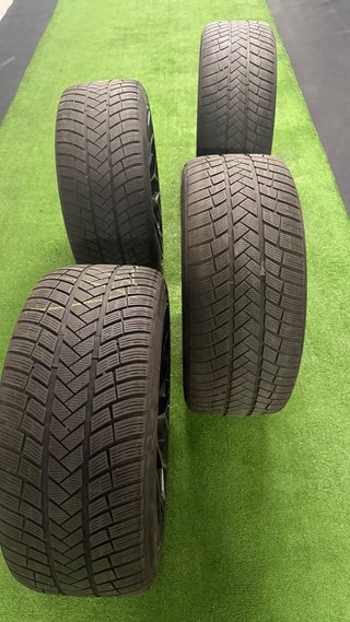 Llantas 22” AEZ + Ruedas Invierno 285/40 R22 Q7 Q8