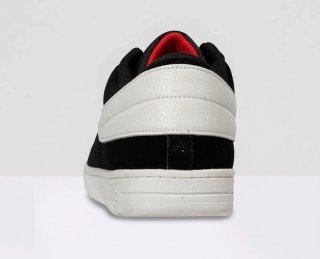 Scarpe Fila nere e bianche
