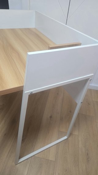 Escritorio juvenil madera y metal