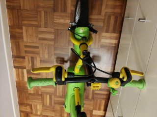 Bicicleta Btwin 14 Verde y Amarilla