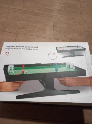 Juego mesa magnético fútbol y hockey 2 en 1