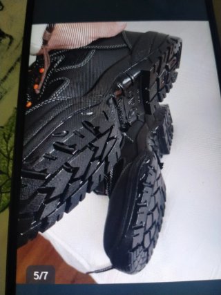 Zapatos de seguridad Garmart negros y naranjas