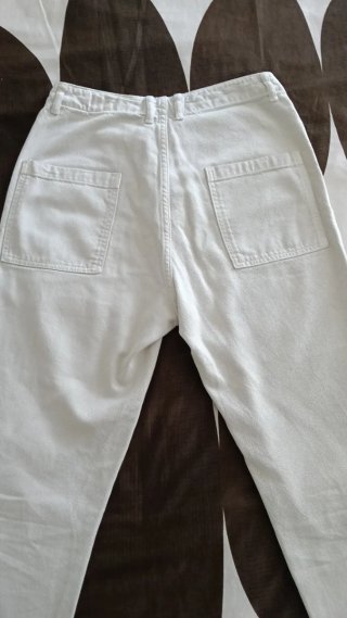 Pantalón vaquero Zara blanco mujer