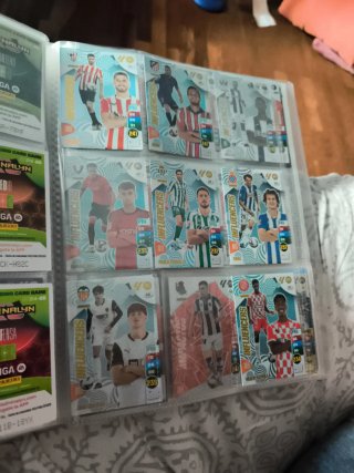 Álbum Adrenalyn 24-25 LaLiga + 200 cartas