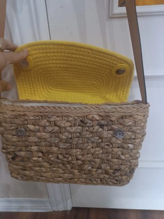 Bolso Parfois rafia y tela amarillo
