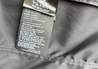 Chaqueta cortavientos Prada Negra