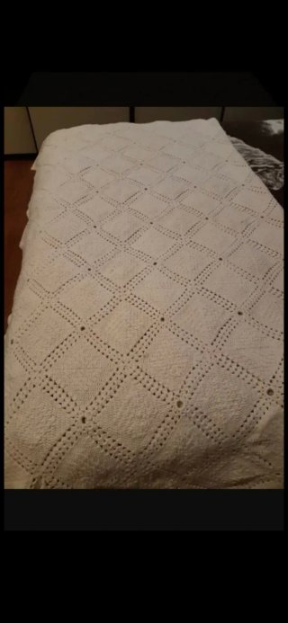 Colcha crochet hecha a mano beige