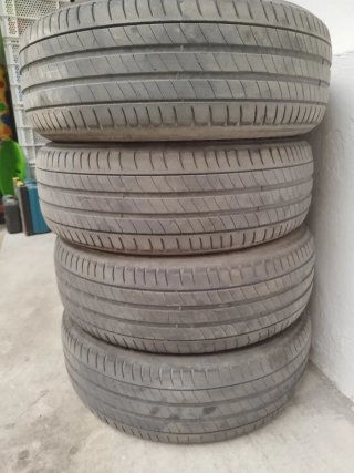 Juego de 4 Ruedas de Coche