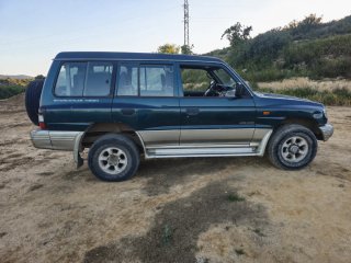 Mitsubishi Montero 1999