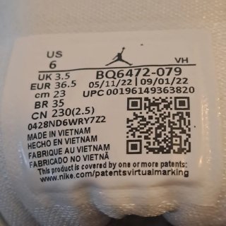 Nike Air Jordan 1 Mid Bred Toe