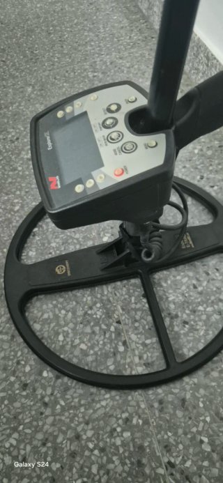 Detector de metales Minelab Explorer SE no vendo